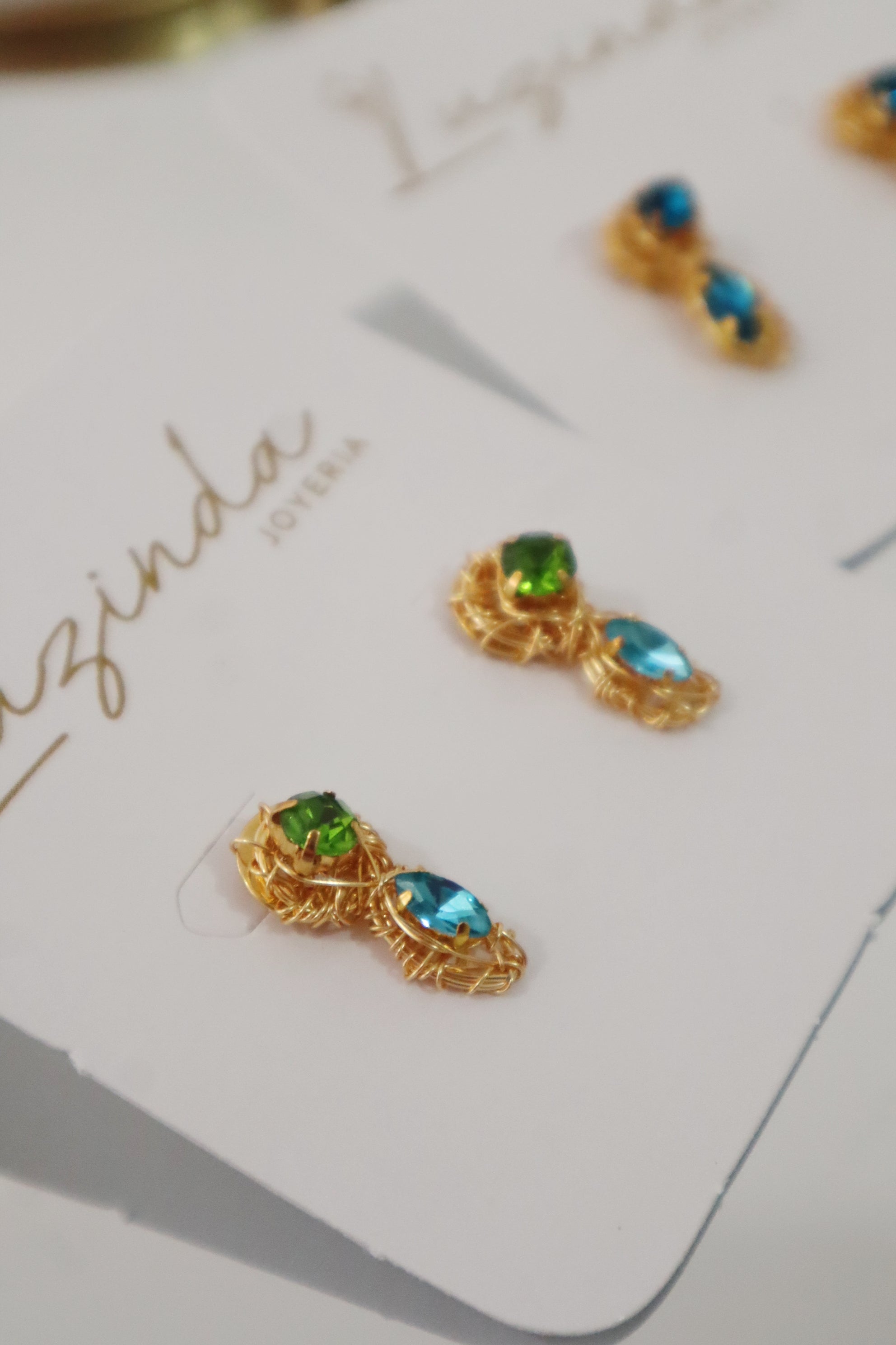 Aretes Alba